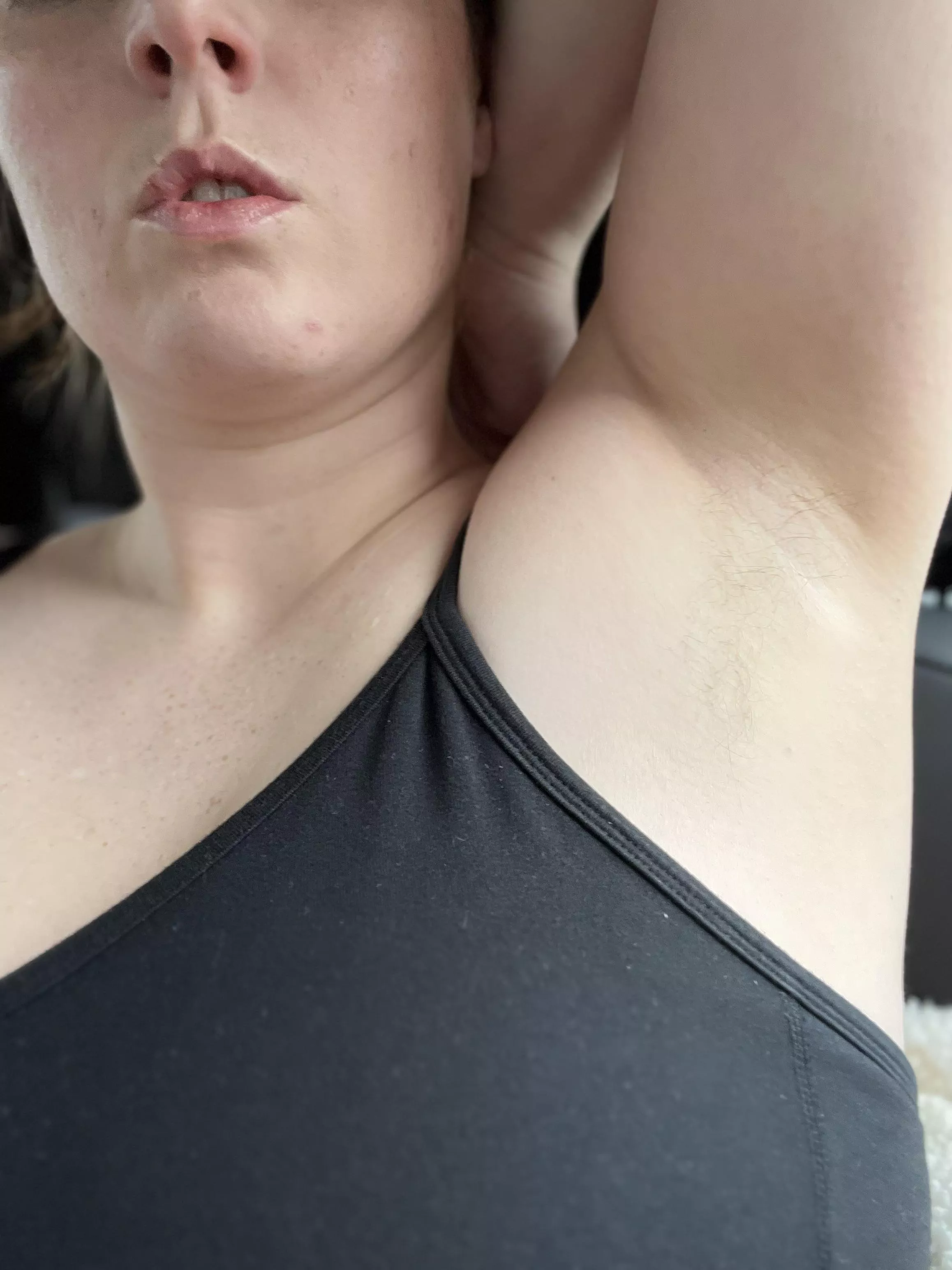 Still growing it back after lasering it off a few years ago🥹🔎