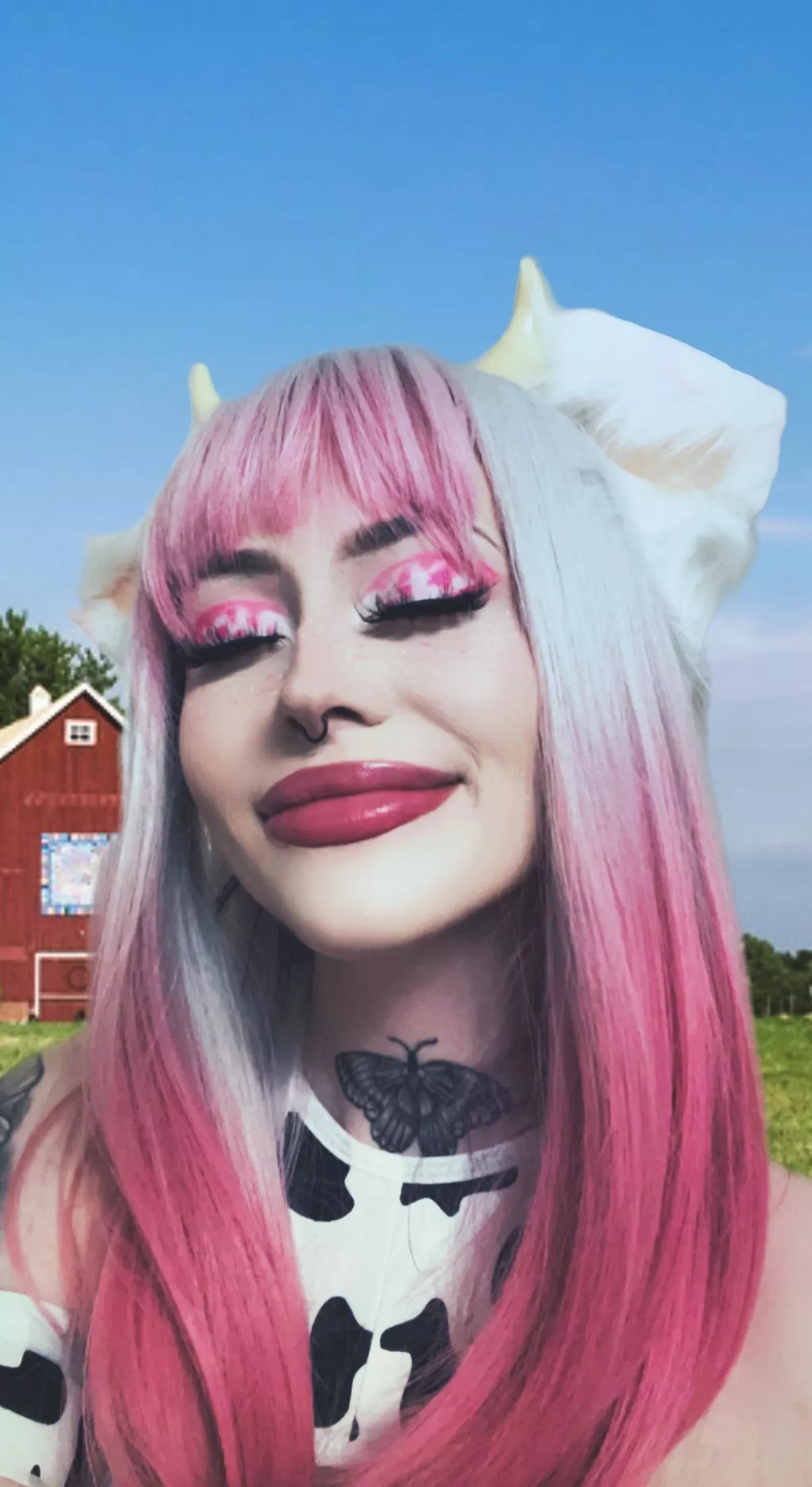 Strawberry milk cow 🍓