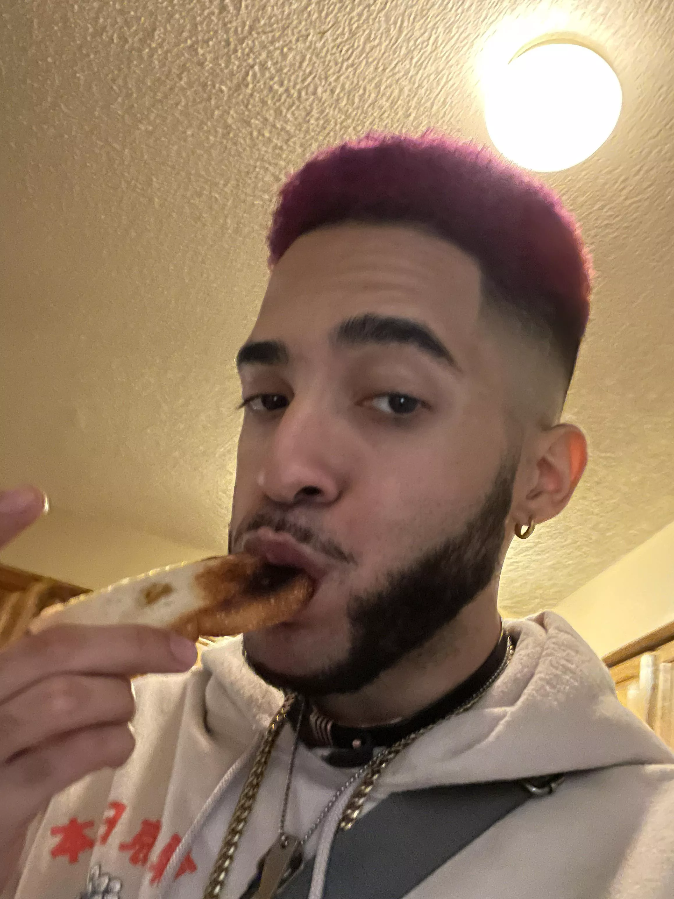 Sucking on Bread sexually