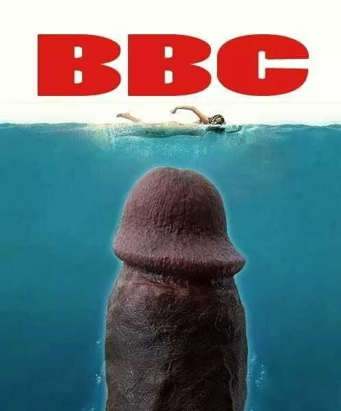 The reason why megalodons and white female swimmers 🏊‍♀️🏊🏊‍♂️👙🐬🥽go Missing in the Ocean 🌊