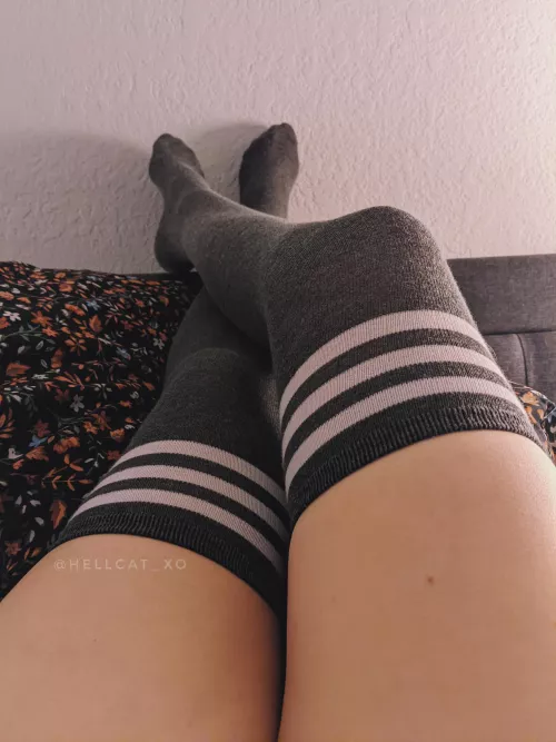 these socks are all I'm wearing [f]