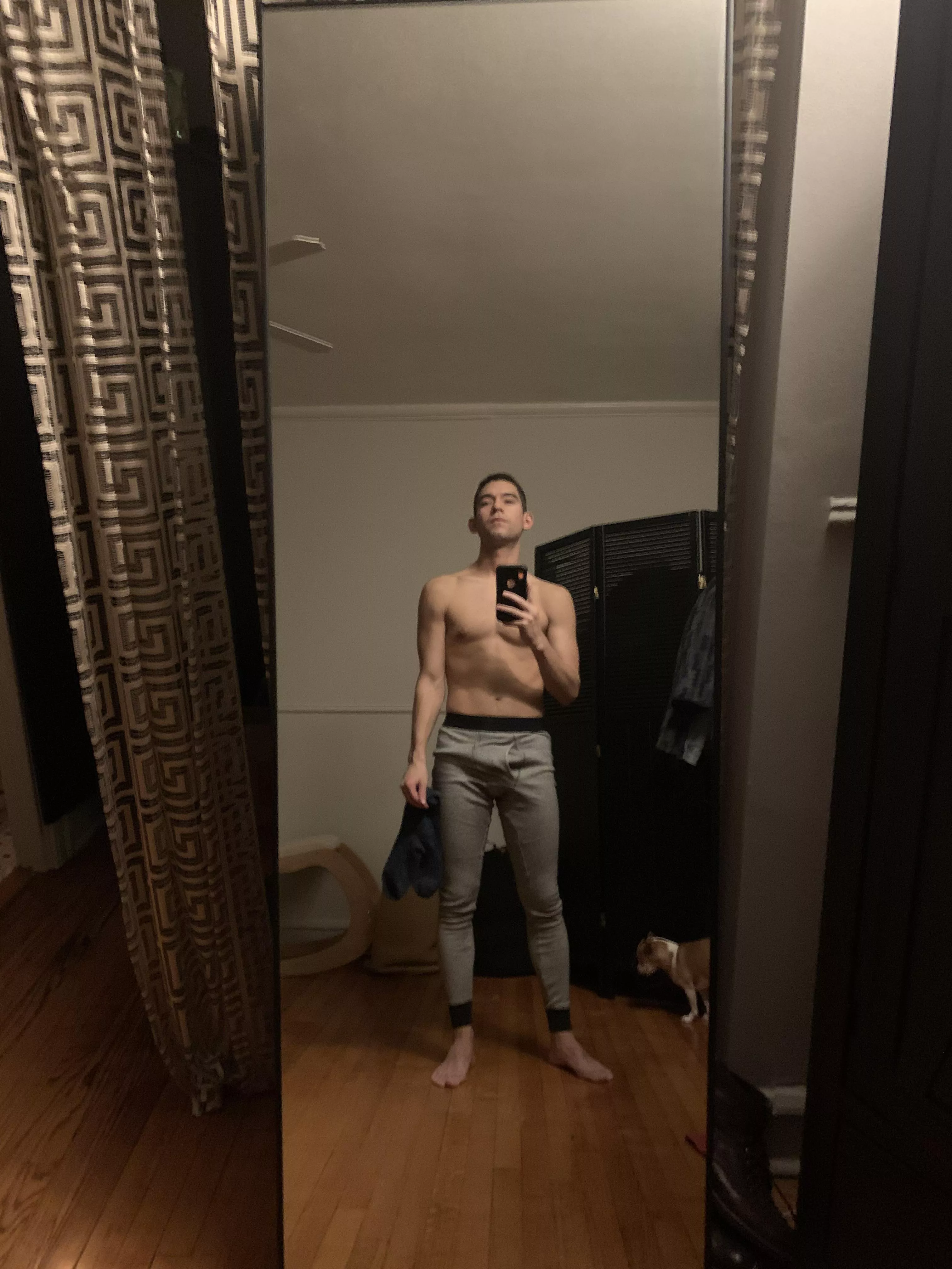 this is my it’s-snowing-but-my-radiator-is-the-gateway-to-hell-and-I’m-hot-and-cold-at-the-same-time solution. 34 IL. 👽