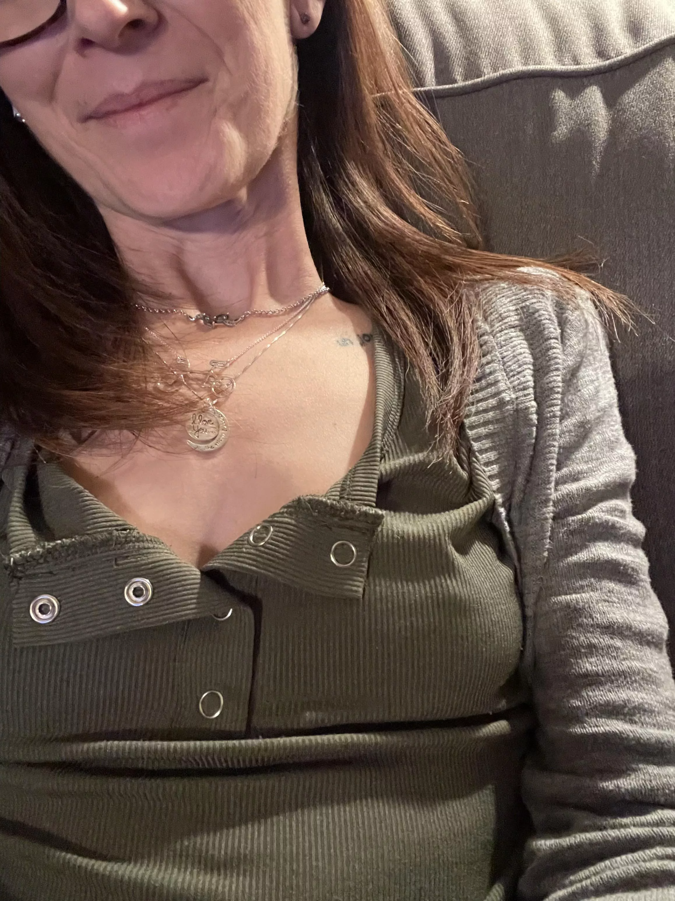 Watching🏈with college son and his friends🤭44