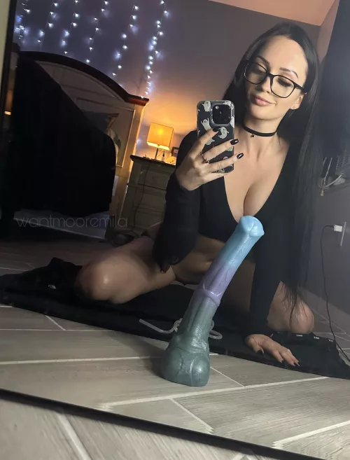 What do we think, is he gonna fit? 🥹 “Medium” Vector with cum tube 🤤