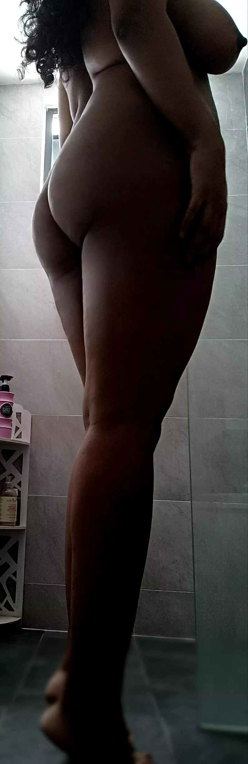 What would you do to me in the shower? 🚿 (F)