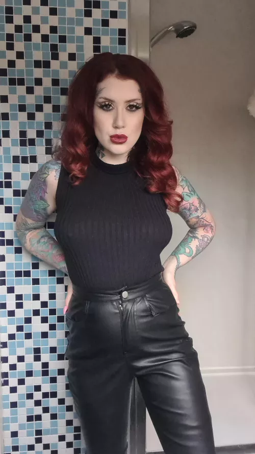 Worship my leather trousers