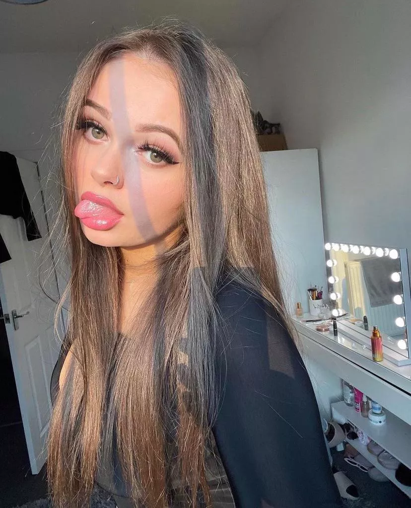 Would you believe my dad buys my content