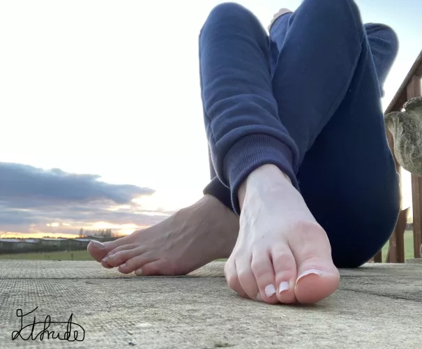 Would you kiss my toes?