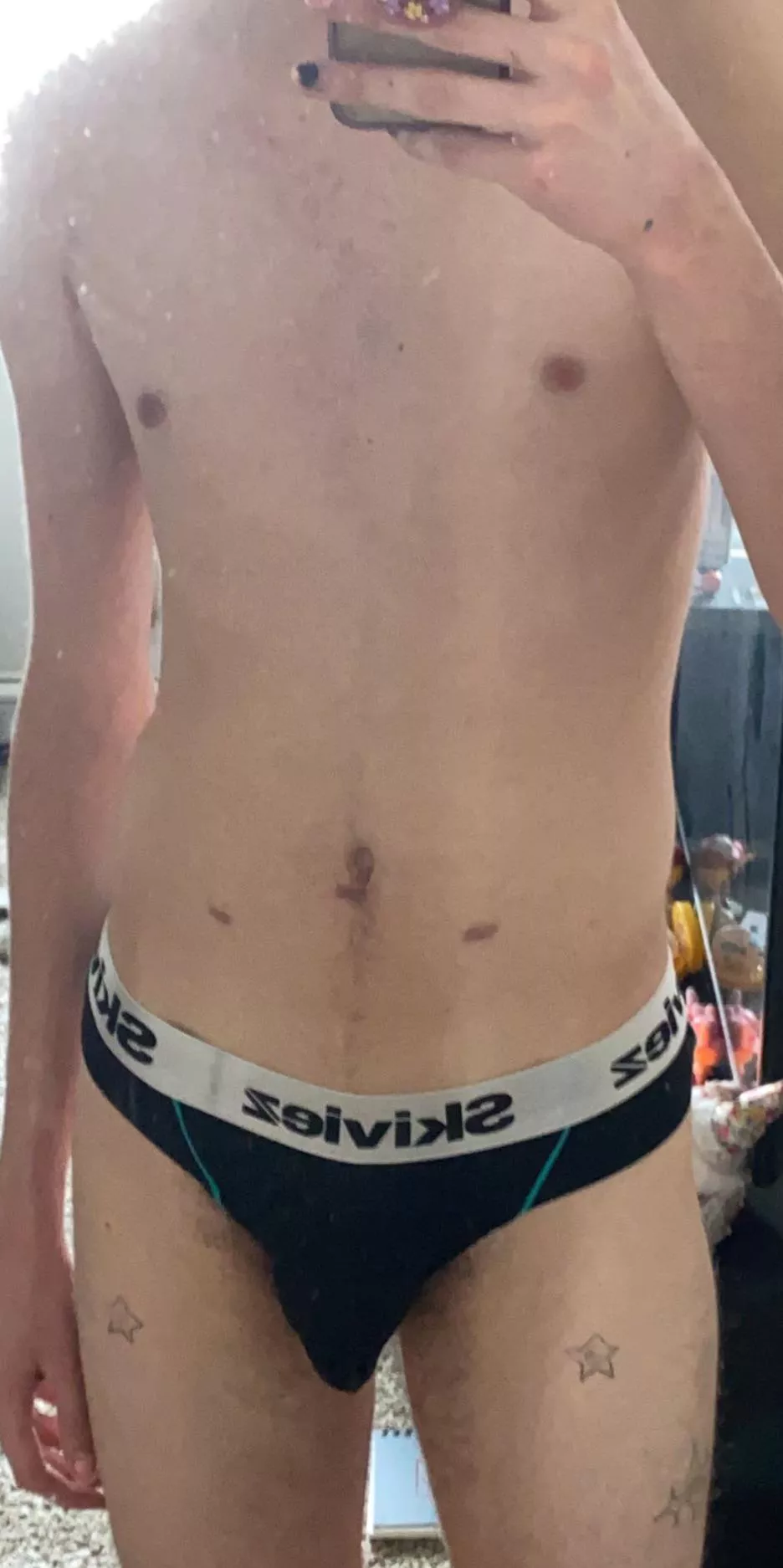 21, gay us. High and Horny. 20+, hairy+ snap hello.there246 send face and asl