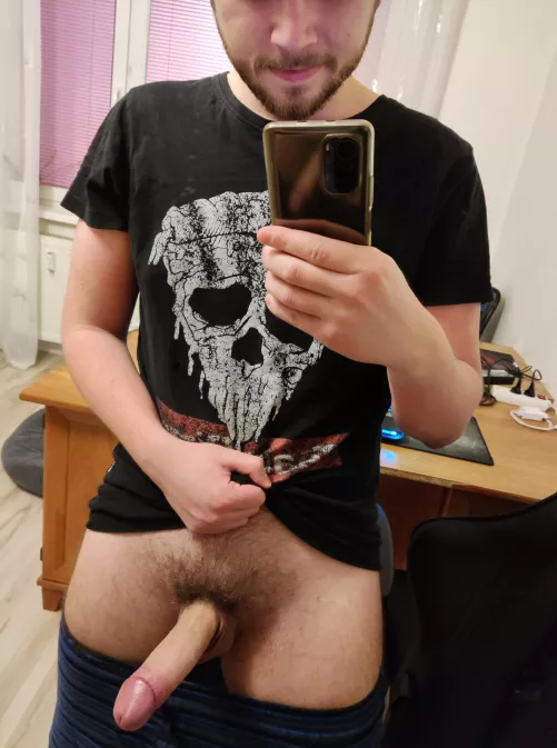 23yo hole stretcher.