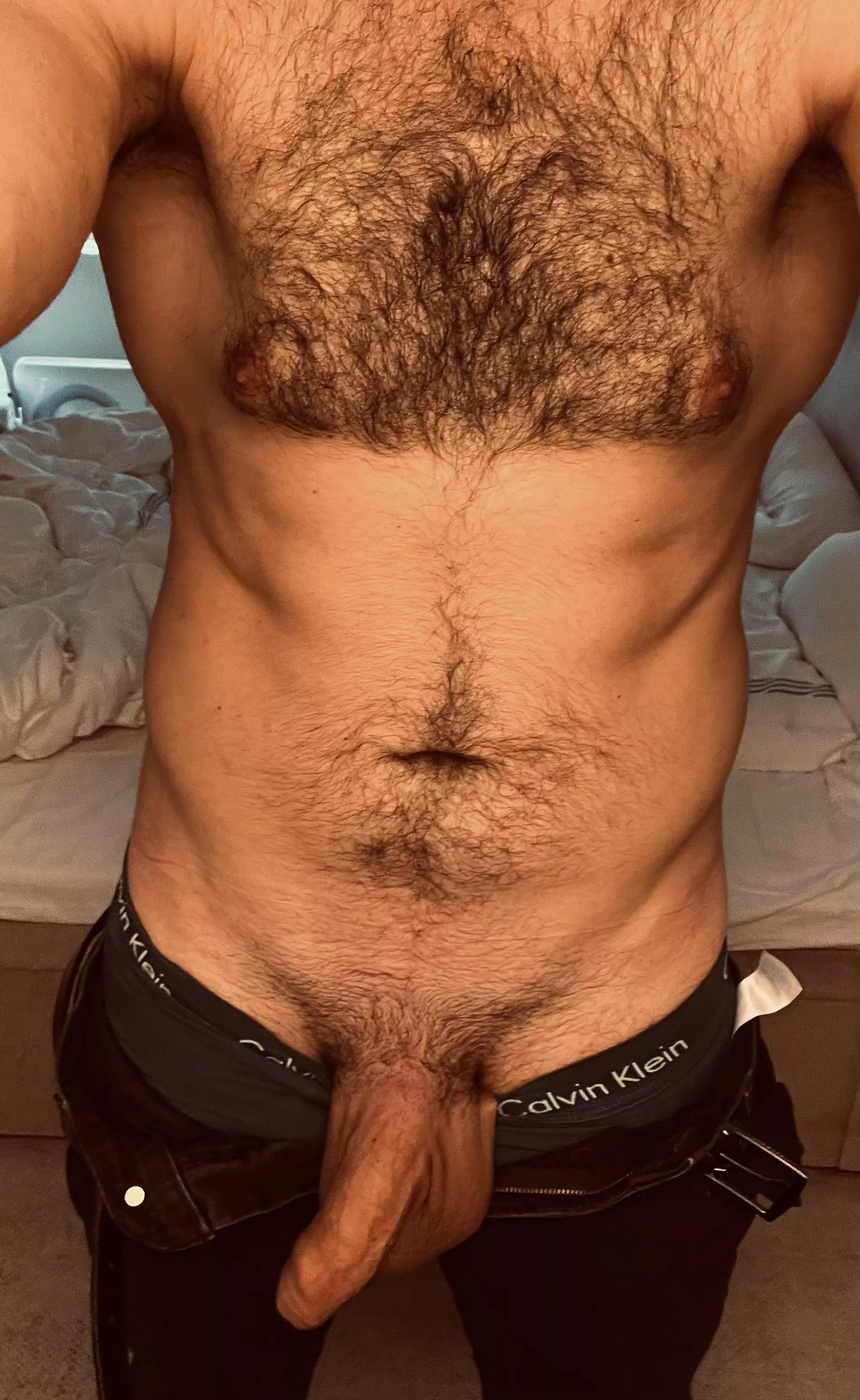 (39) A dad, his lats and a softie