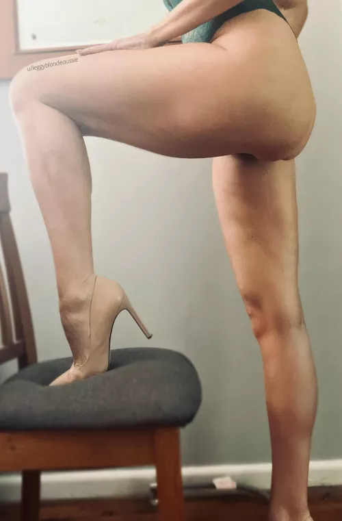 6’ in heels (OC) (F)