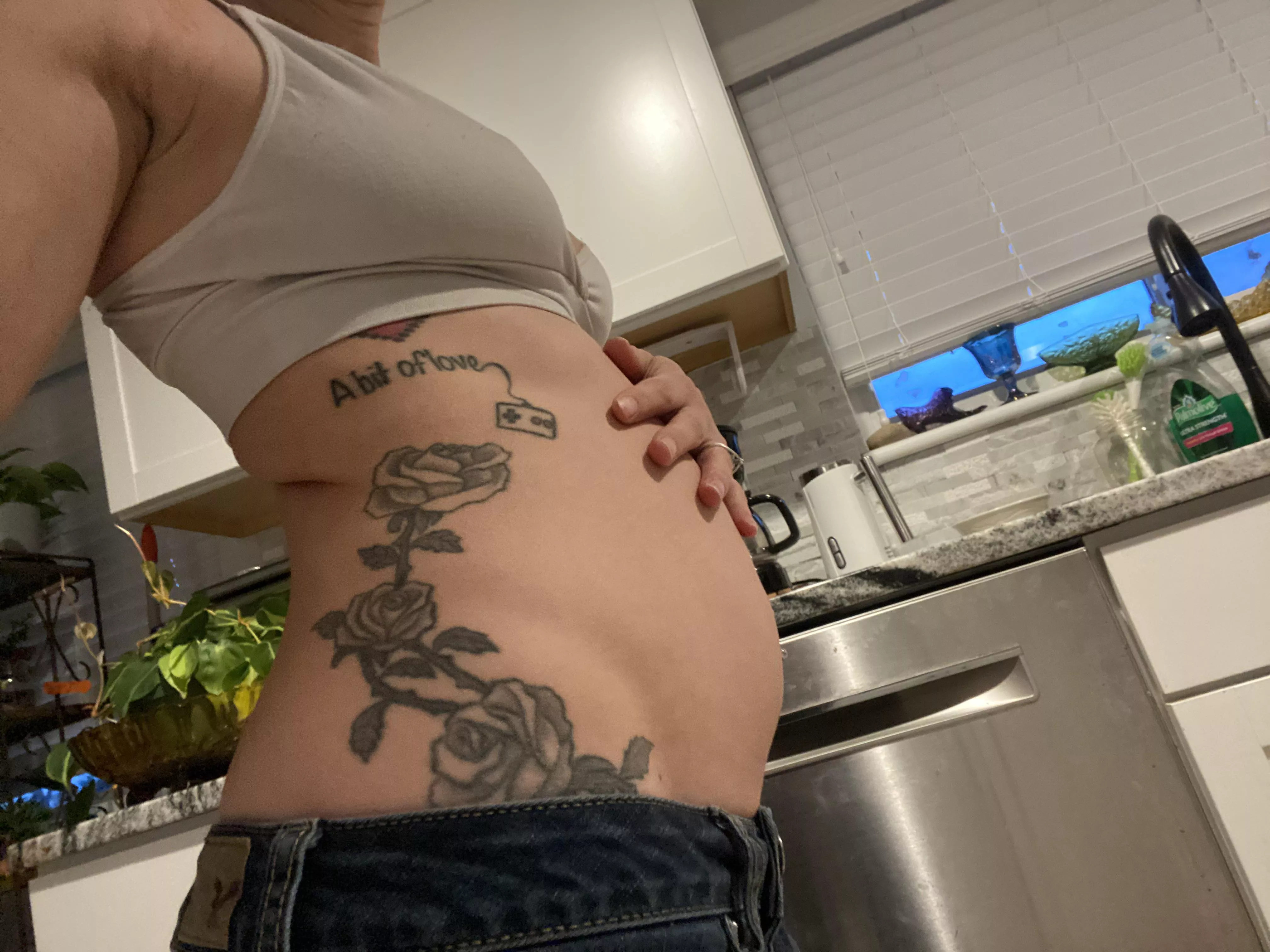 9weeks and already showing with #4