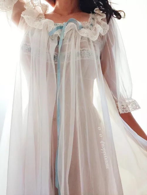 Airy peignoir ♥️
