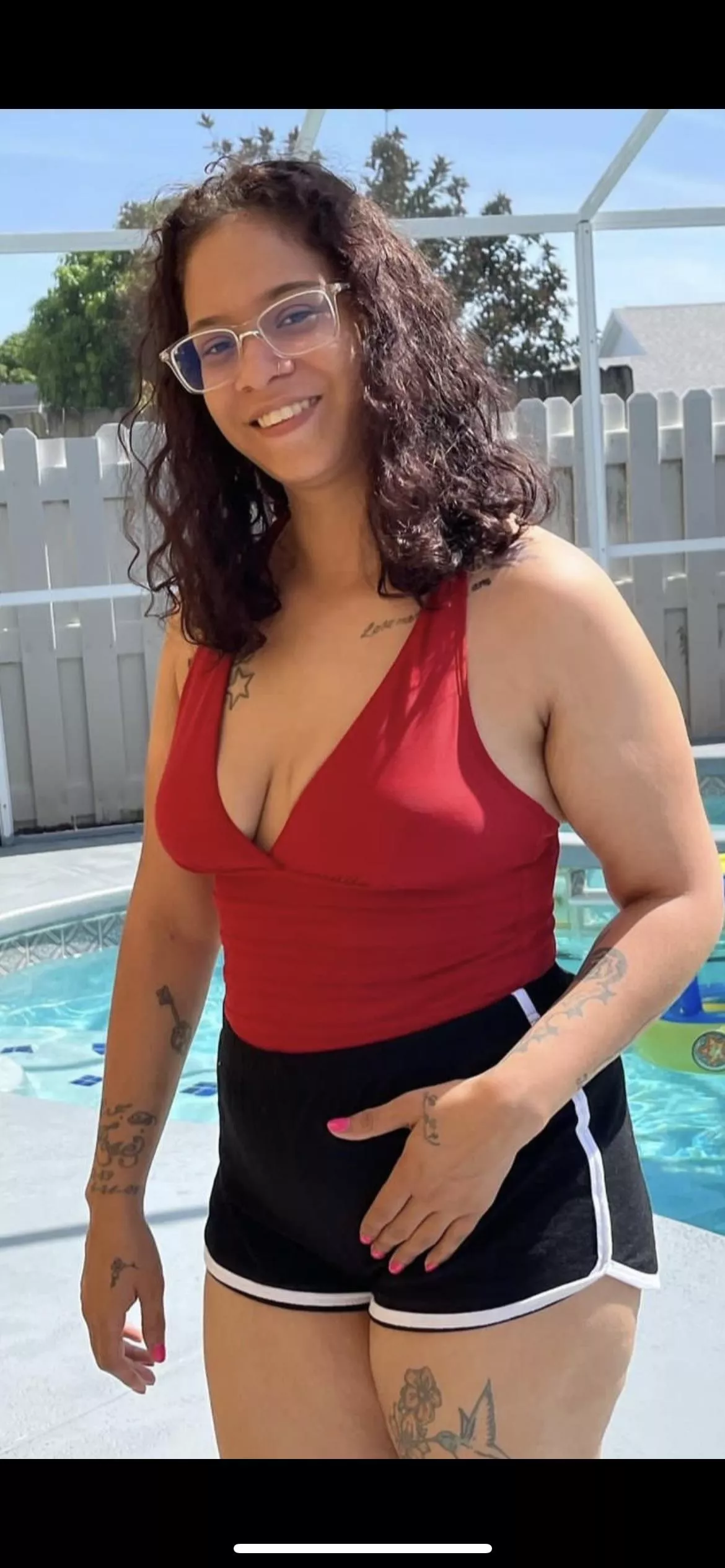 Anybody still awake and wanna stroke ?