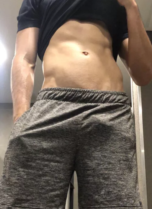 Can I see your abs?? 😈🫣