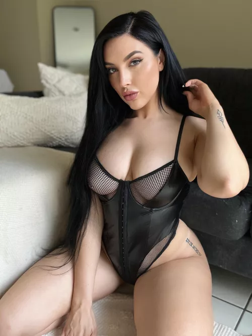 Come play with me ??