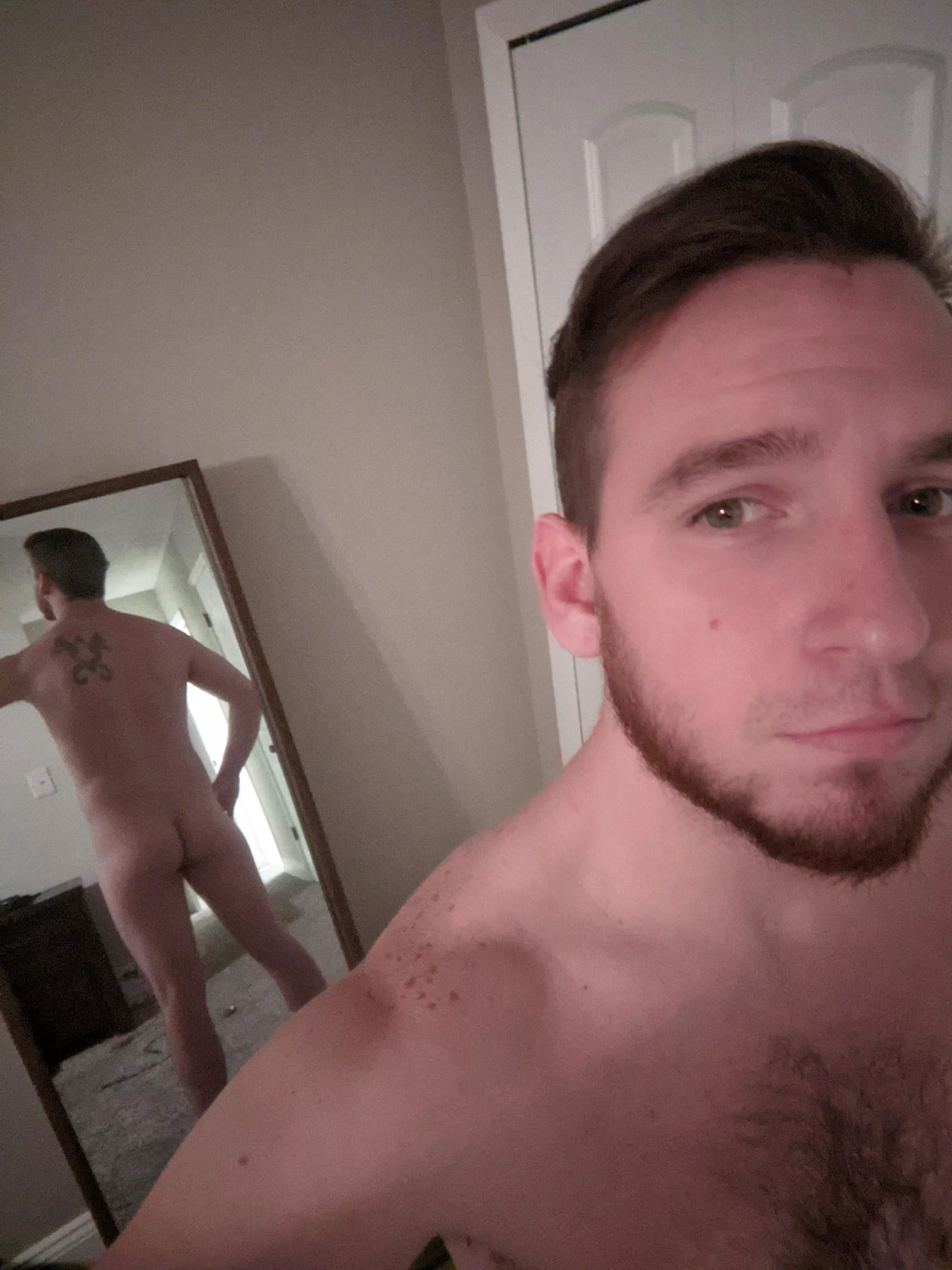 Cute little butt and terrible tattoo combo! Anyone like man-bunz?