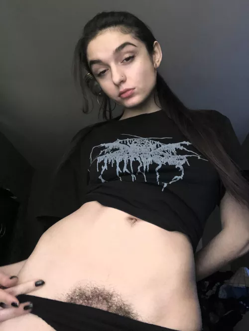 Don't tell me you're intimidated by a lil bush? 😳