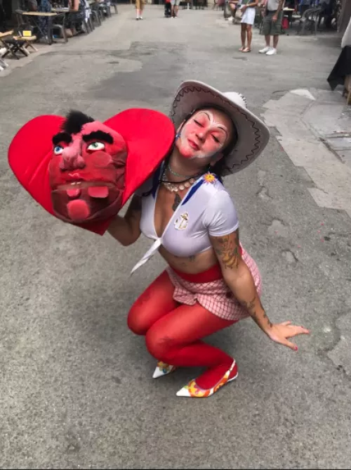 Festival fun! 🍑😉😈