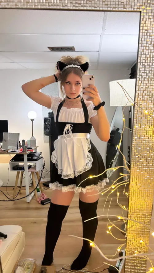 finally achieved catboi maid status! 💕💕 couldn't have done it without you 💋💋