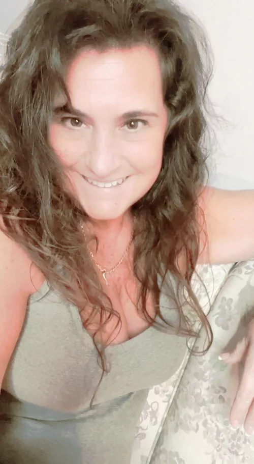 Good Morning! I'm 52 YO, and wishing you all a happy, horny day!