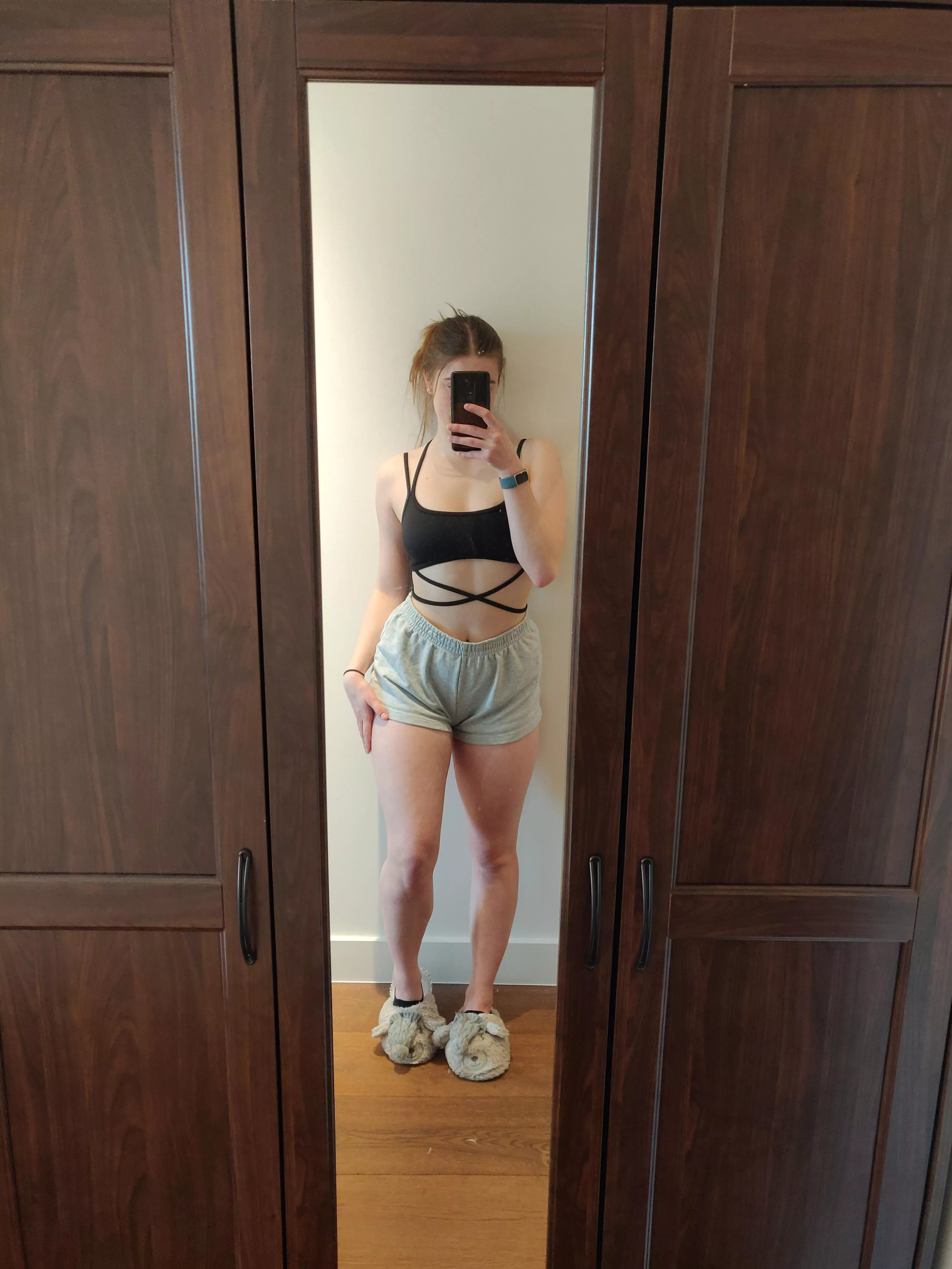 Good morning, wearing my cute slippers this morning ☺️ [f]