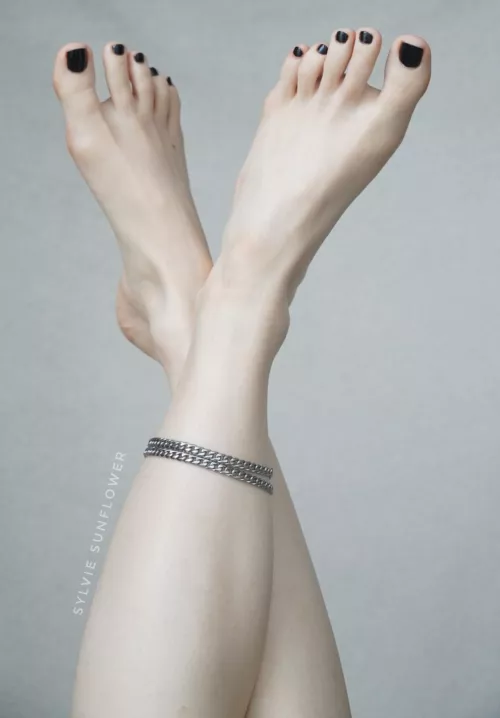 Hope you enjoy my cute toes for toesday!