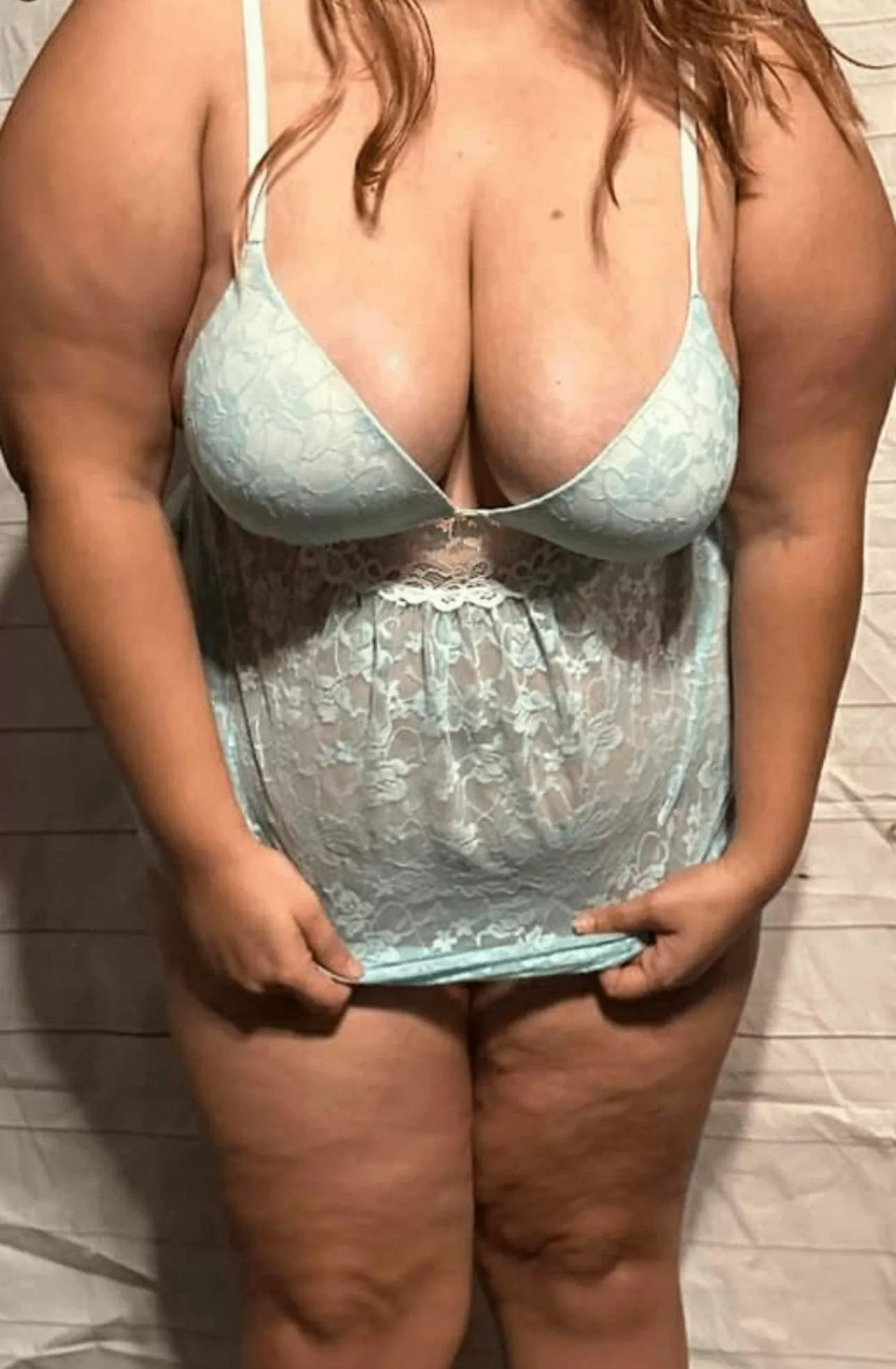 Hungry for some cock today 😜