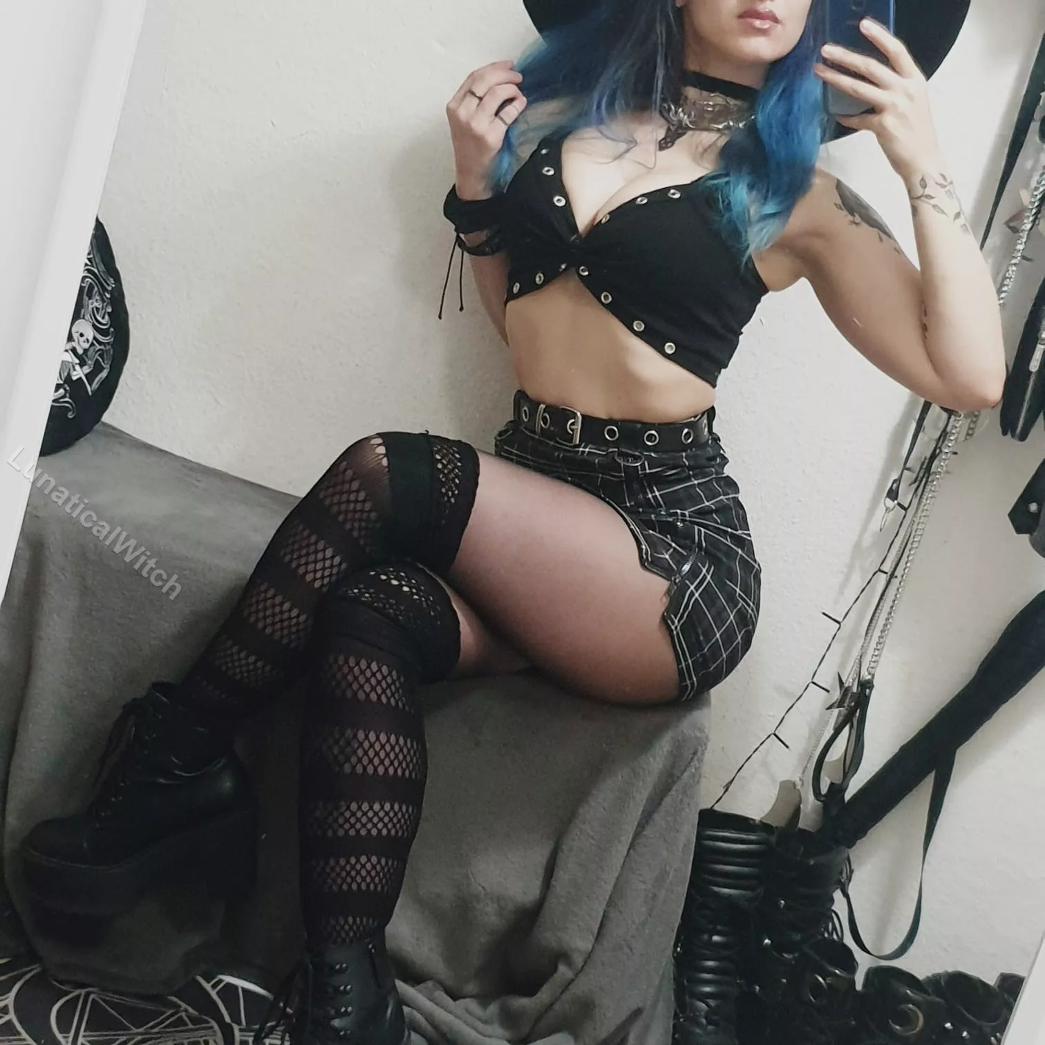 I in love with goth people