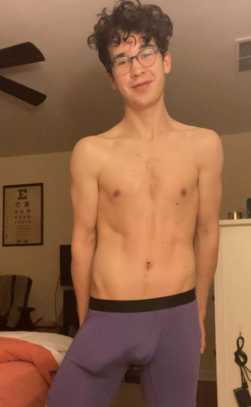 it’s trying to say hi to you 🙈