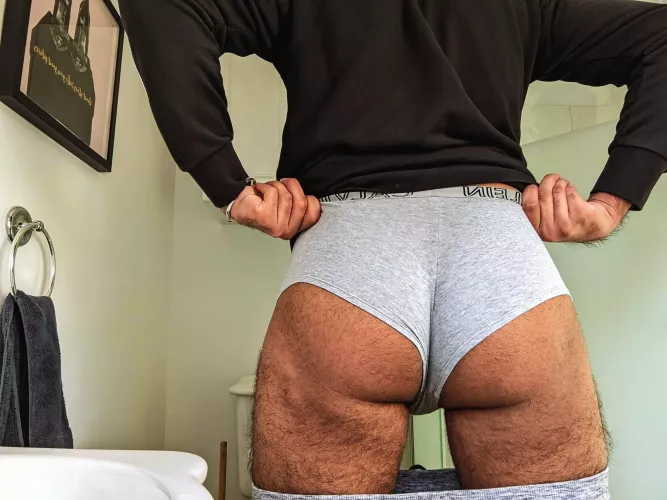 just started squatting again, good base?