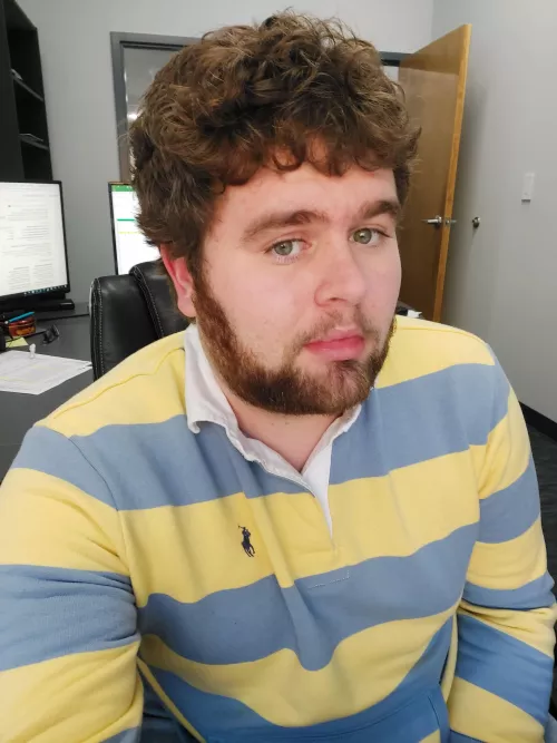 last nights episode of TLOU made me tear up. I kinda wish the game made frank and bill so openly gay.