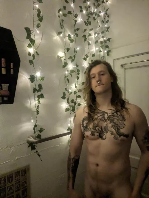 Leaf lights making my bathroom go hard as fuck