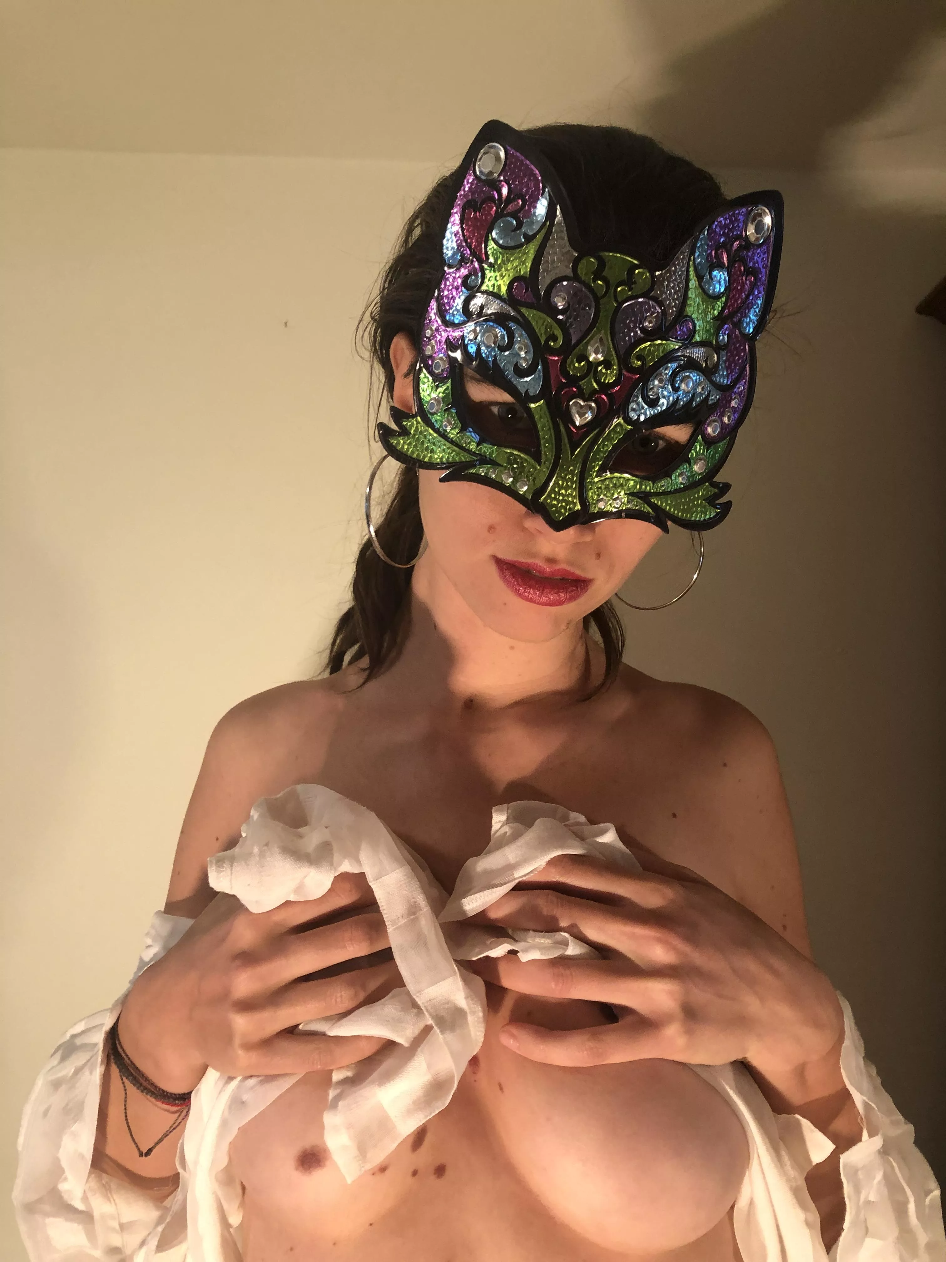 My gaze is of a child who got lost