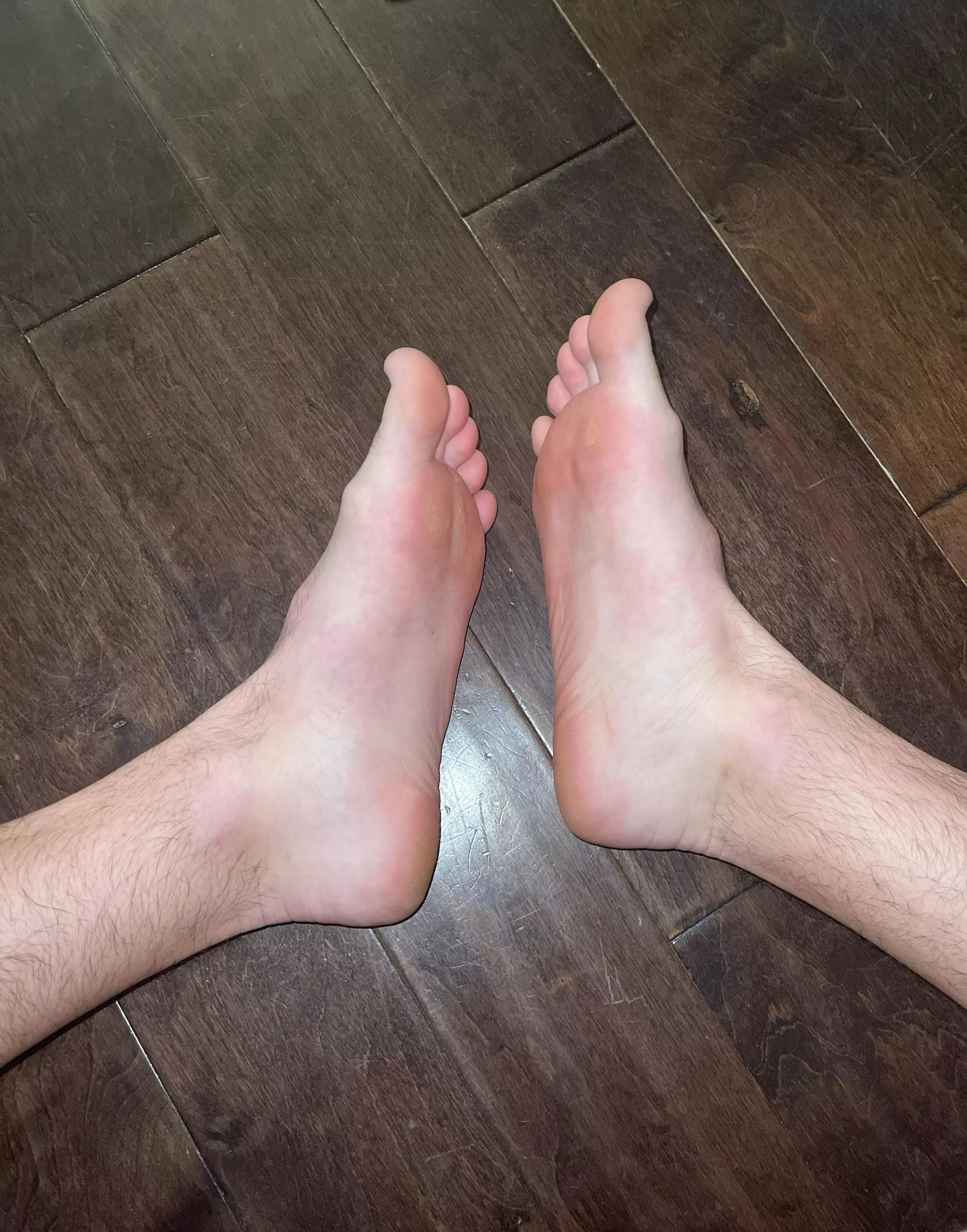 My size 13 feet are so soft after the shower 😌