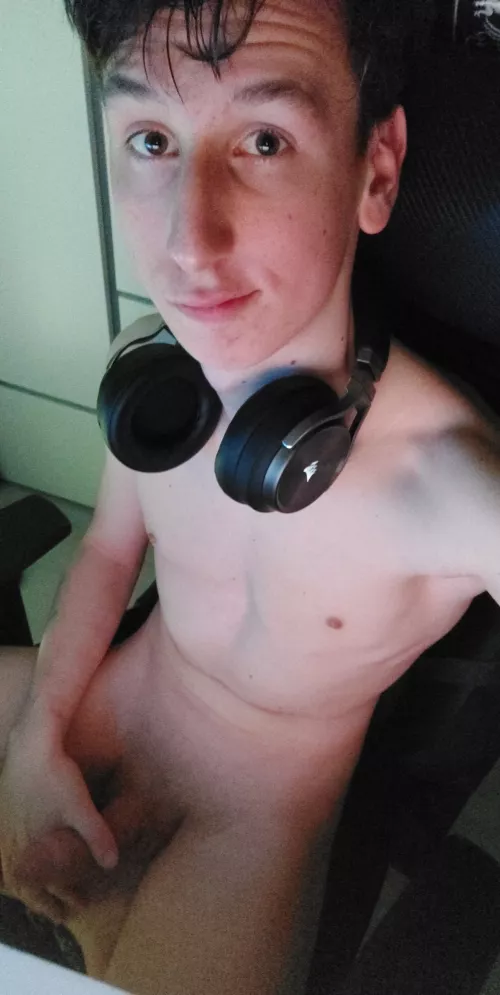 Naked playing games is just magic