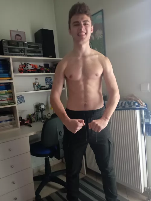 No Twitter but these bitches follow me