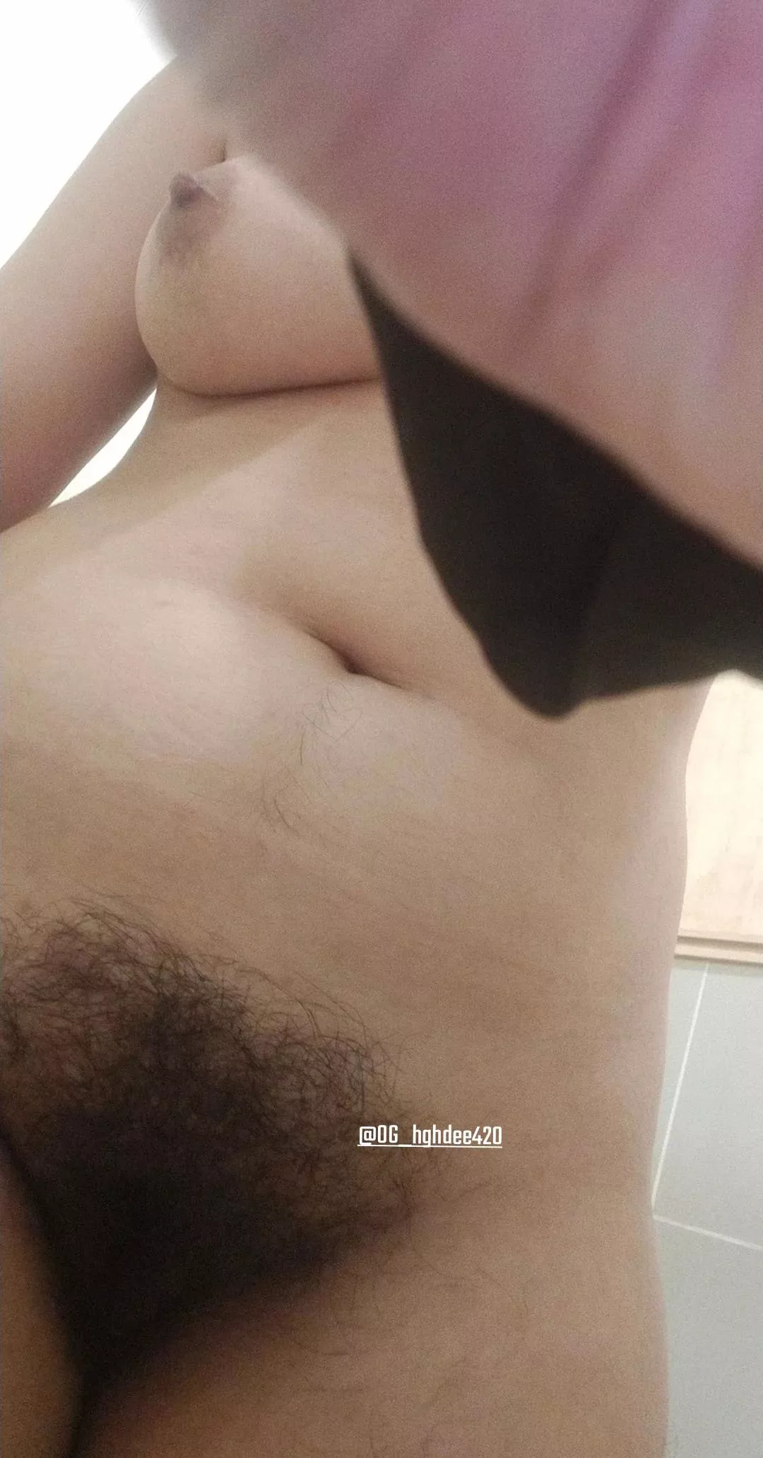 Ready na ang [F]lower kong malago for Valentine's 🤭