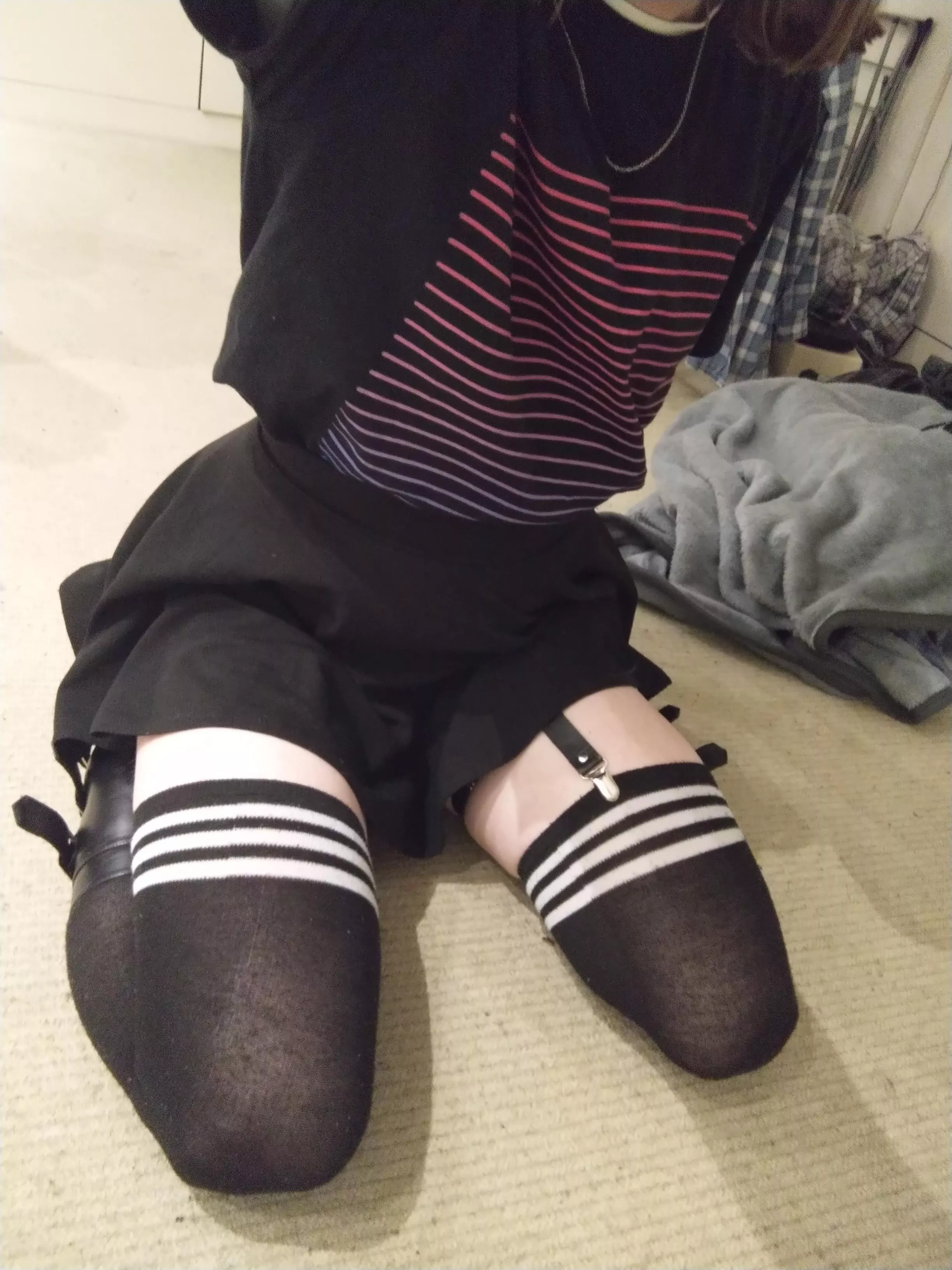 Really liked this slightly goth fit 🖤