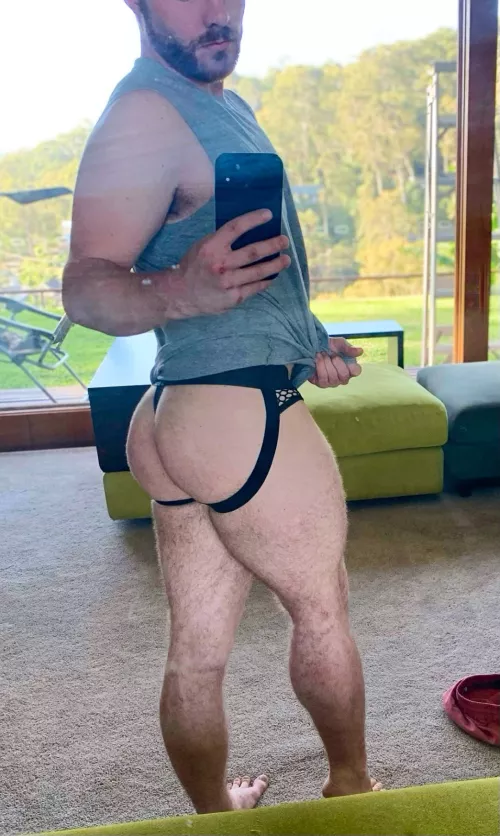 Reporting for booty.