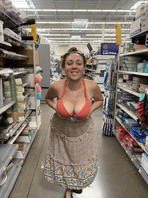 Rochelle (39) loves to flash while shopping