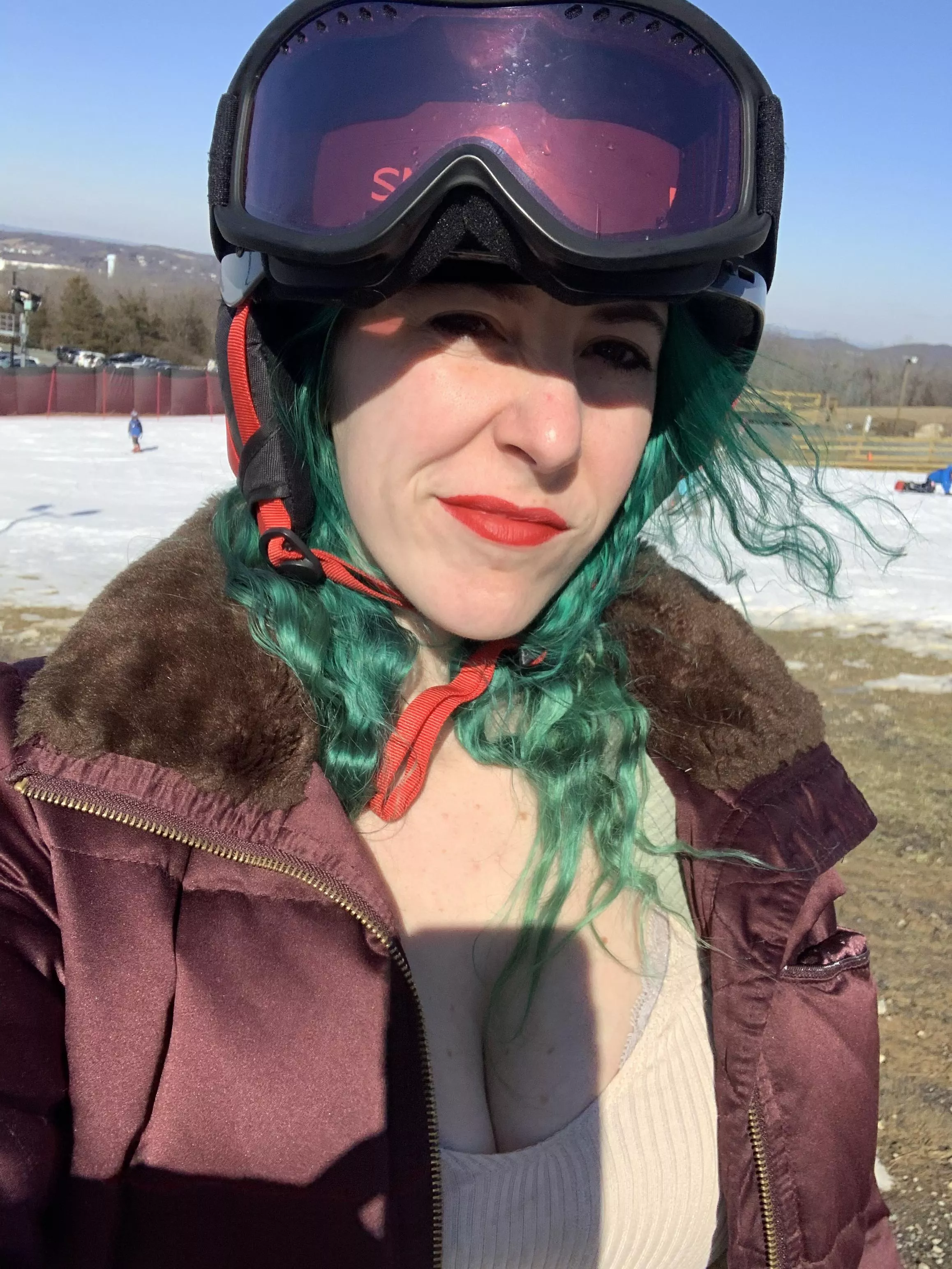 Snowboardin cleavage