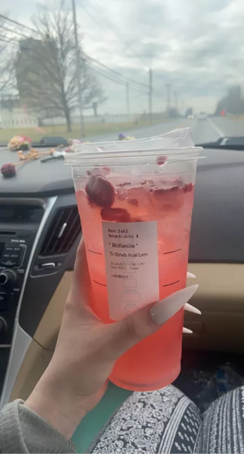 Starbucks and long vampire nails 🧛‍♀️🖤