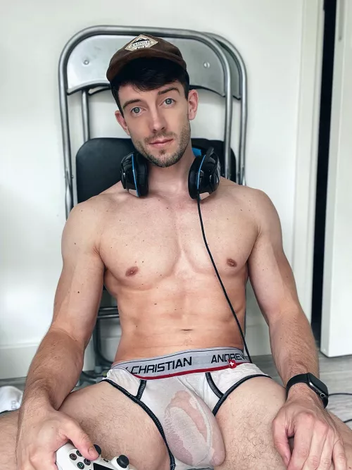 Such thin Fabric can’t hide my Size