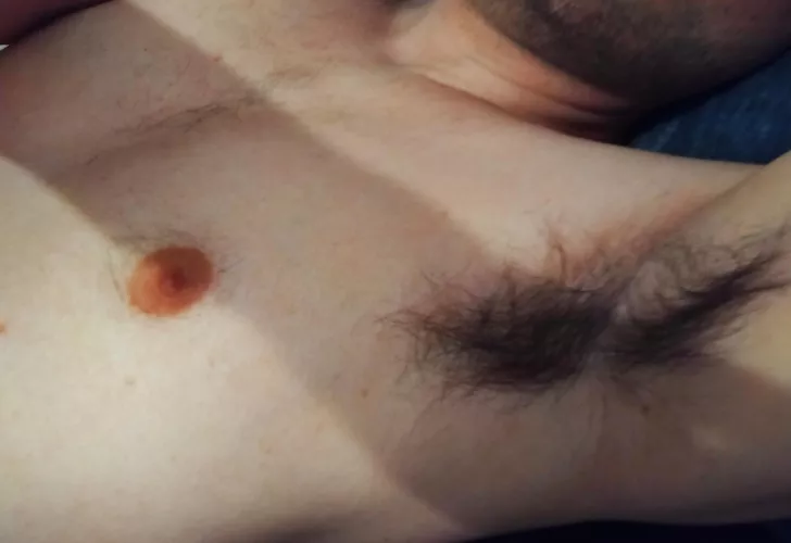 super musky and horny, who wants to play?