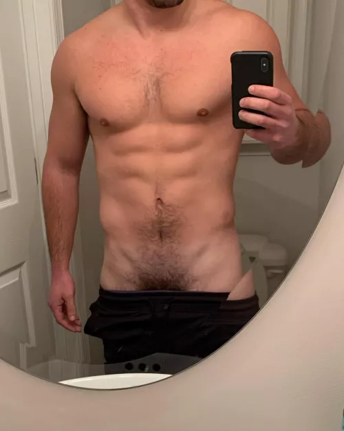 Thoughts on this dad bod? (31)