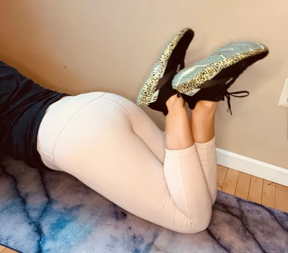 Who wants to help with my workout?