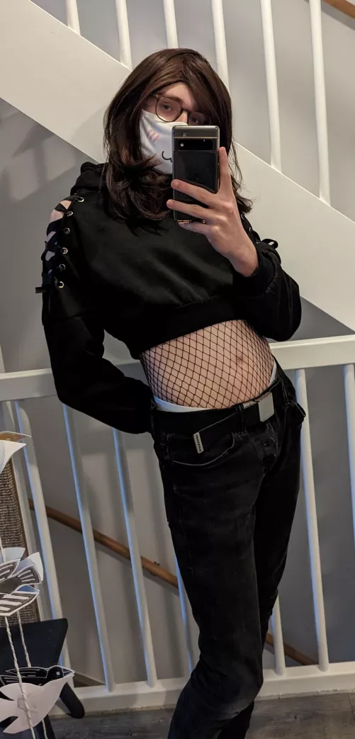 Y'all like black jeans?