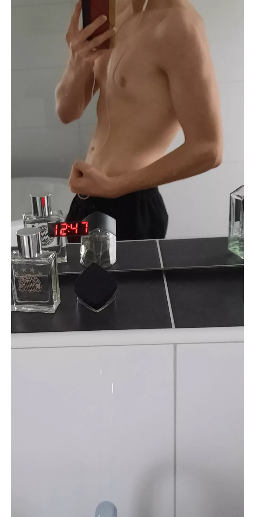 18 musceled want a daddy